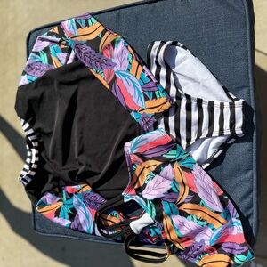 Art Class Black and Purple Rashguard Swimwear